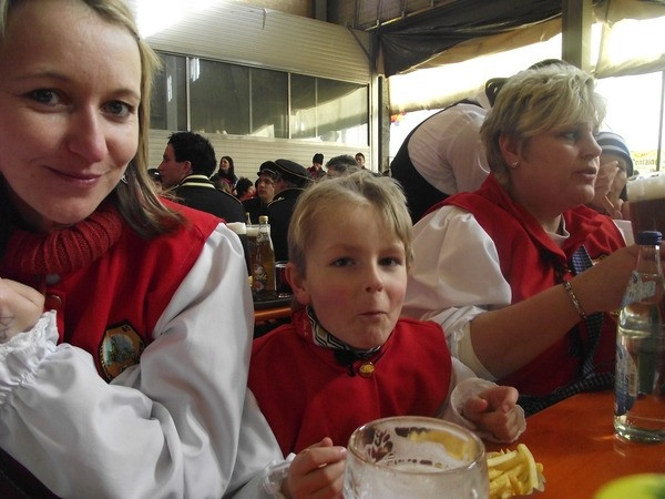 2011 umzug boettingen 20110325